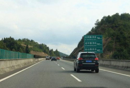 汽车高速跑多少最好减速