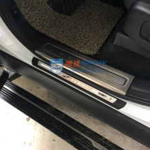 汽车加踏板多少钱