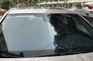 汽车玻璃撕两块膜多少钱(汽车玻璃撕膜费用详解，两块膜的价格及更多因素考量)