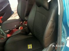 洗一套汽车座套多少钱(洗一套汽车座套多少钱？全面解析洗车座套清洗费用)