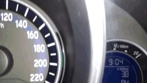 汽车1.5l多少一公里(汽车油耗揭秘，了解汽车1.5L每公里耗油量)