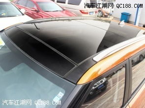 汽车大面积刮蹭价格多少(汽车大面积刮蹭的修复价格分析)
