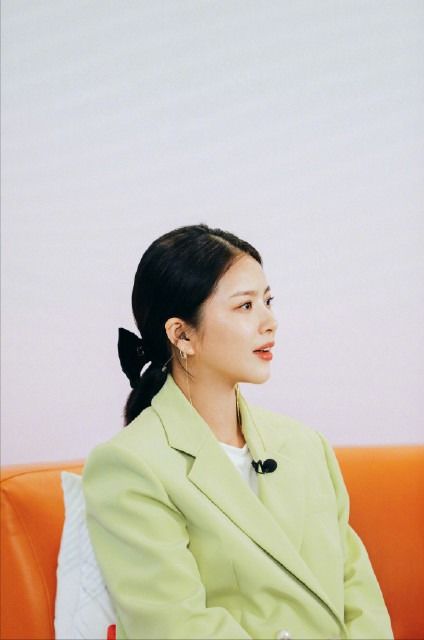 杜淳妻子王灿回应“二胎生儿子”杜淳妻子王灿回应二胎生儿子，生活的真实与美好)